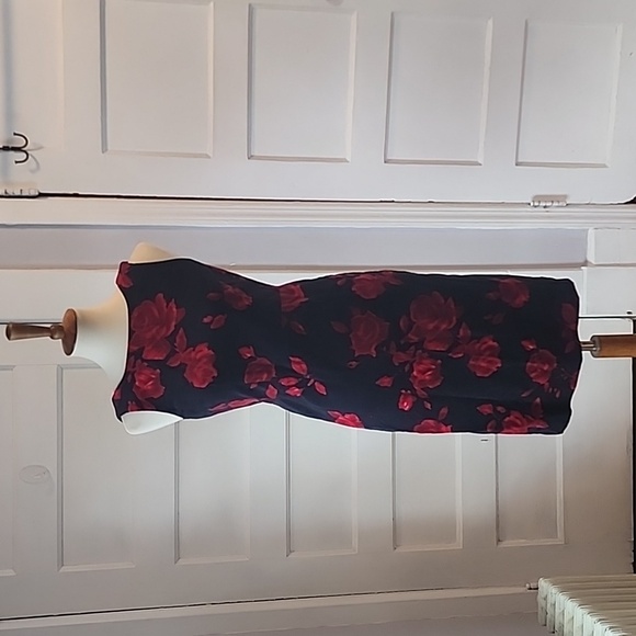 Talbots Black and Red Floral Velvet Dress, Size 4P - Picture 12 of 15
